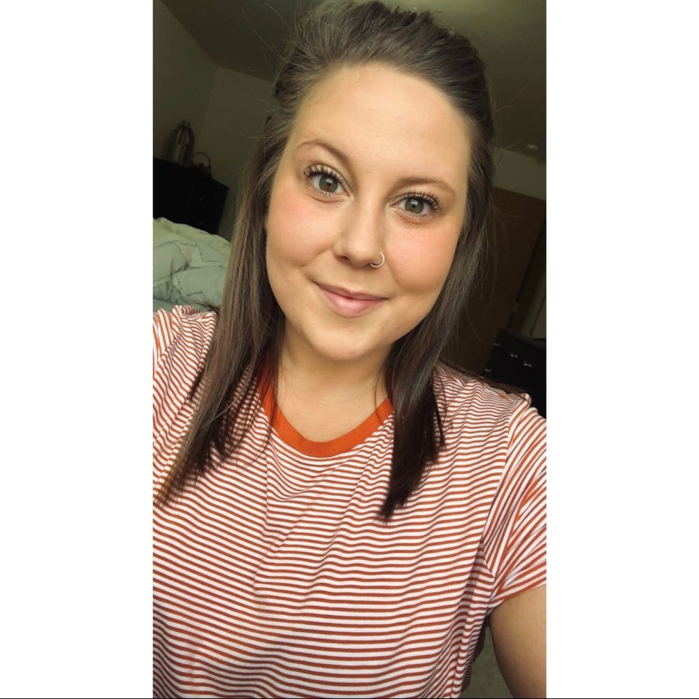 Meet your Posher, Amanda